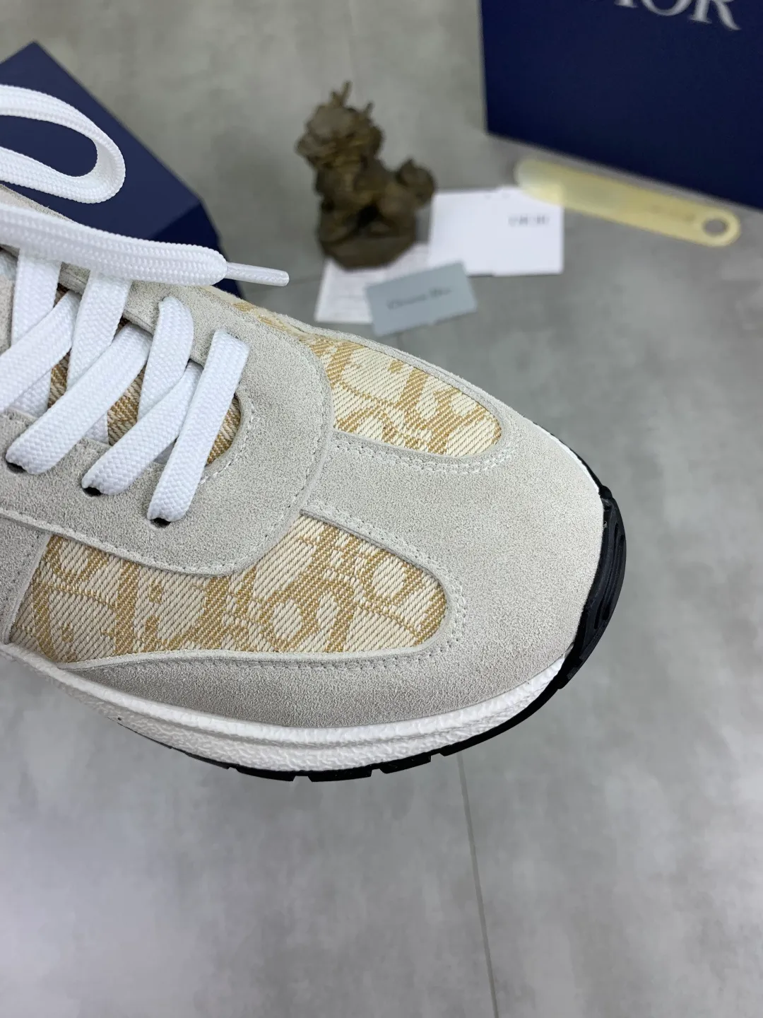 Men's Men's Shoes💰P440💰[New Style]🆘[Dior] 2025 Dior Original Lace-up Low-top Men's Shoes Classic casual shoes 🔥This model is the official classic model, with high quality and made by famous original designers. It is made of high-quality cowhide with original materials➕comfortable and breathable mesh lining➕pigskin insole. The perfect last shape and generous and fashionable design have attracted many consumers and are suitable for drivers to drive🚗. What you want is the best quality in the market. Color: seven colors. Code number: 38--44 (45 46 customized)